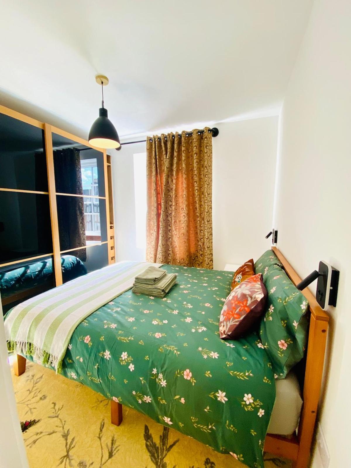 Charming In The Heart Of Hébergement de vacances Tewkesbury